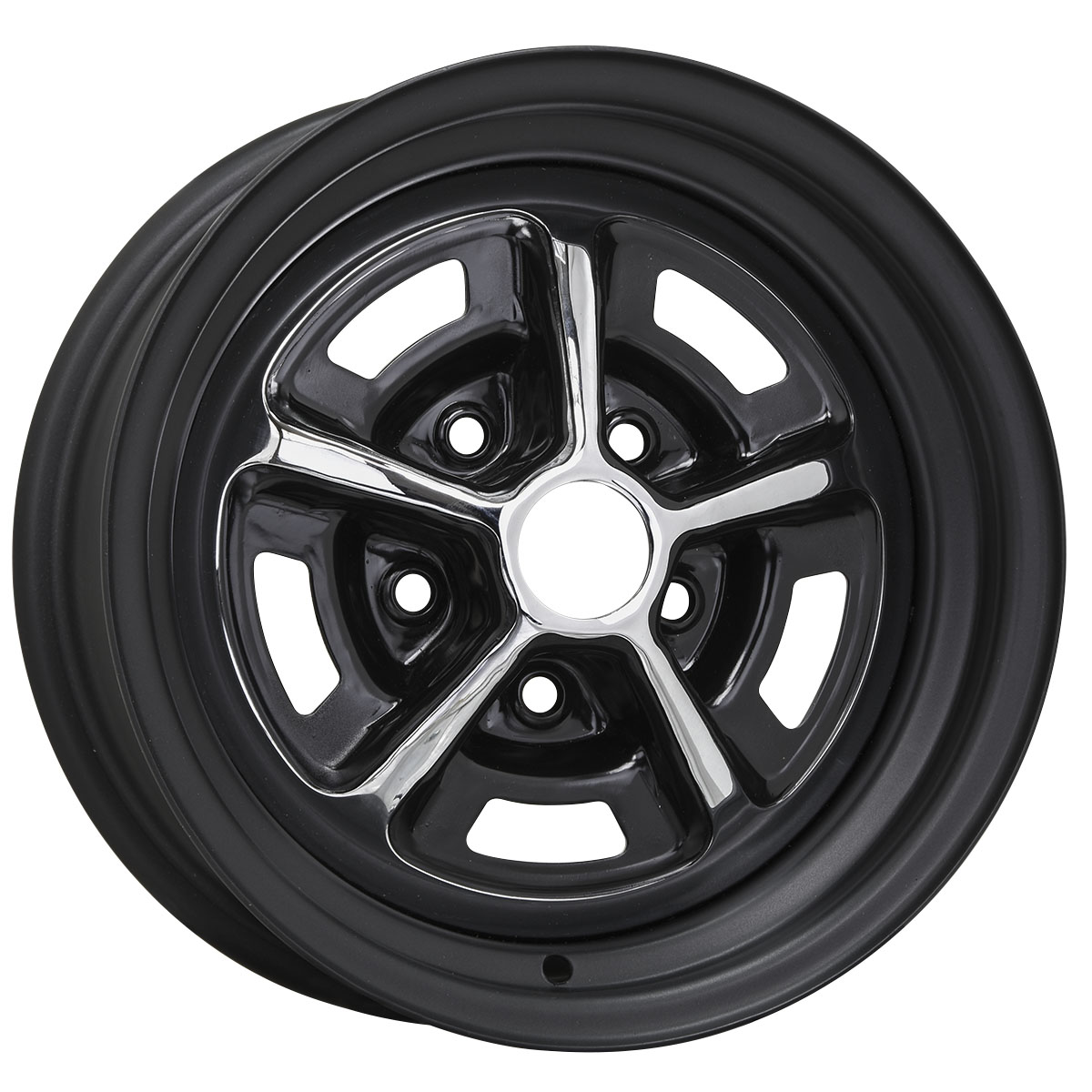 15x8 Magnum 500 Road Wheel Chrome Wheel