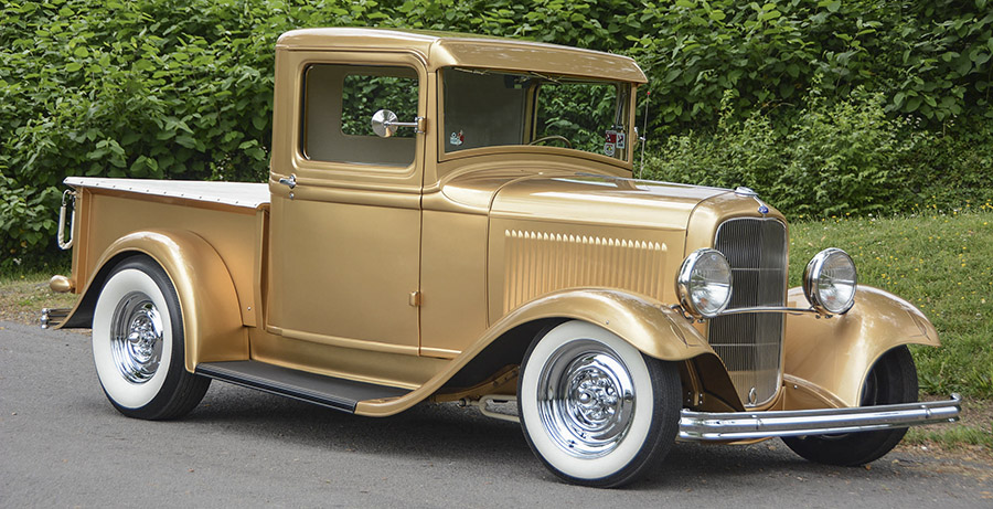 Dave Doolin's 1932 Ford Pickup Takes Us Back to the '50s
