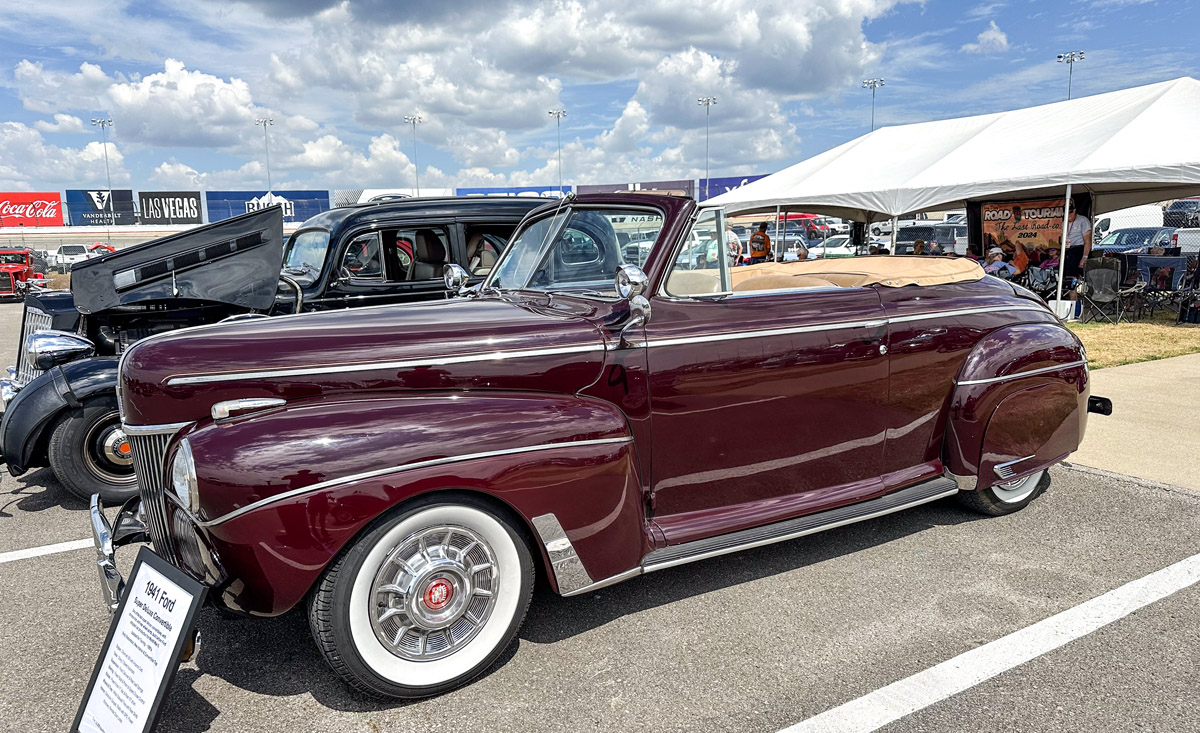 1941 Ford convertible