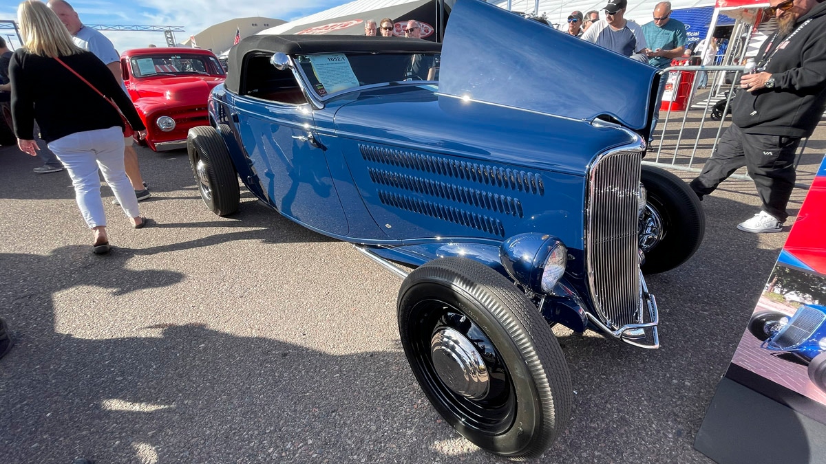 1933 Ford roadster